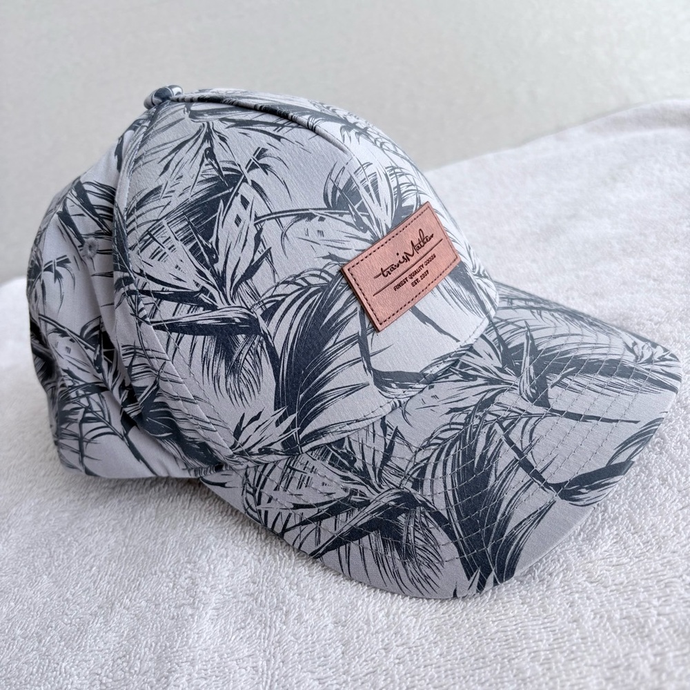 New Travis Mathew One Ten Golf Hat Gray Leaf Design Adjustable Snapback Large